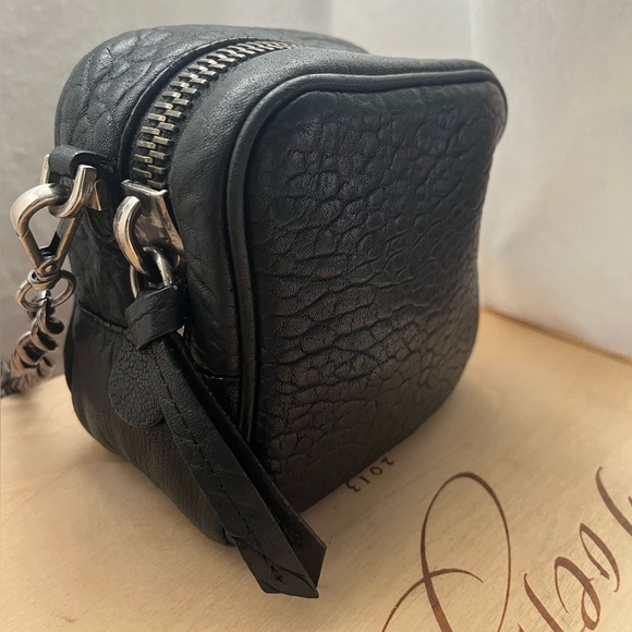 Black Faux Pebbled Leather Crossbody Bag with Chain Strap - Picture 4 of 16